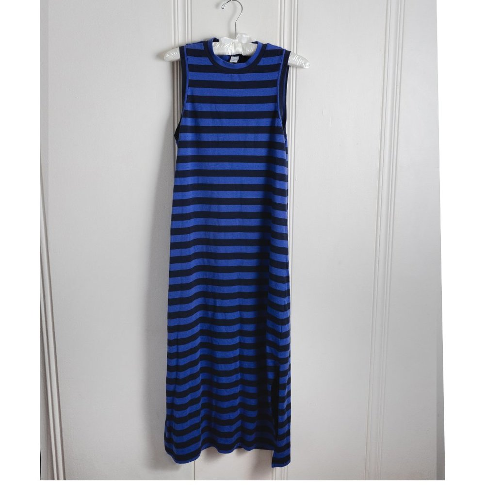 Striped crew neck maxi dress